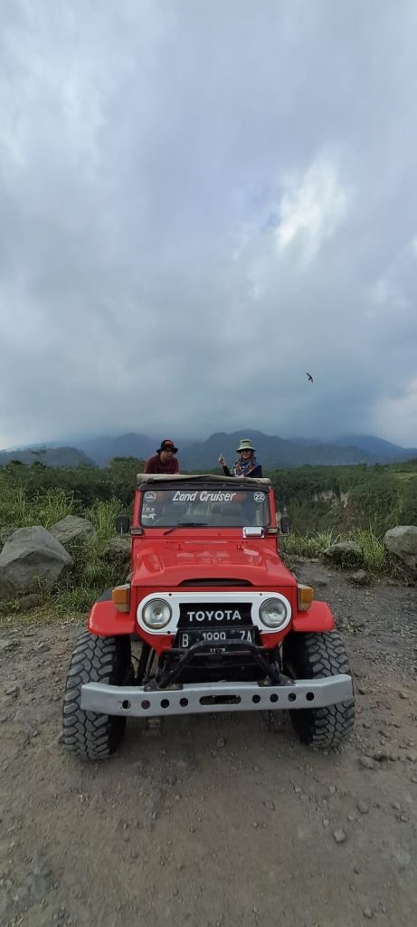 jeep merapi