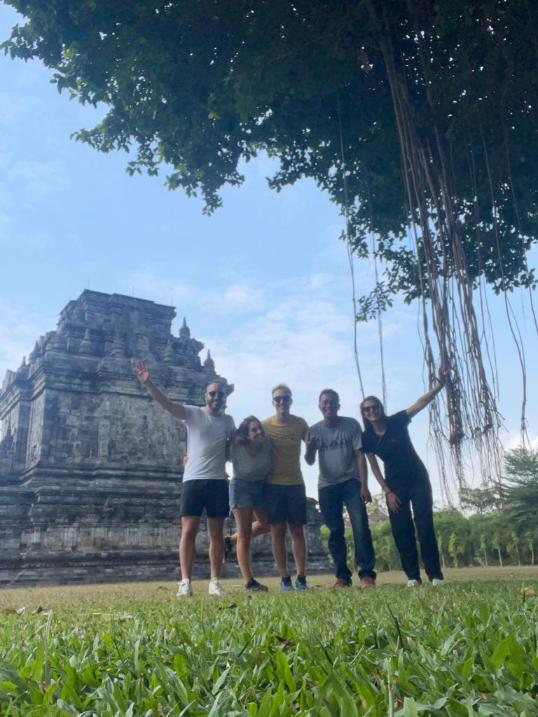 mendut temple