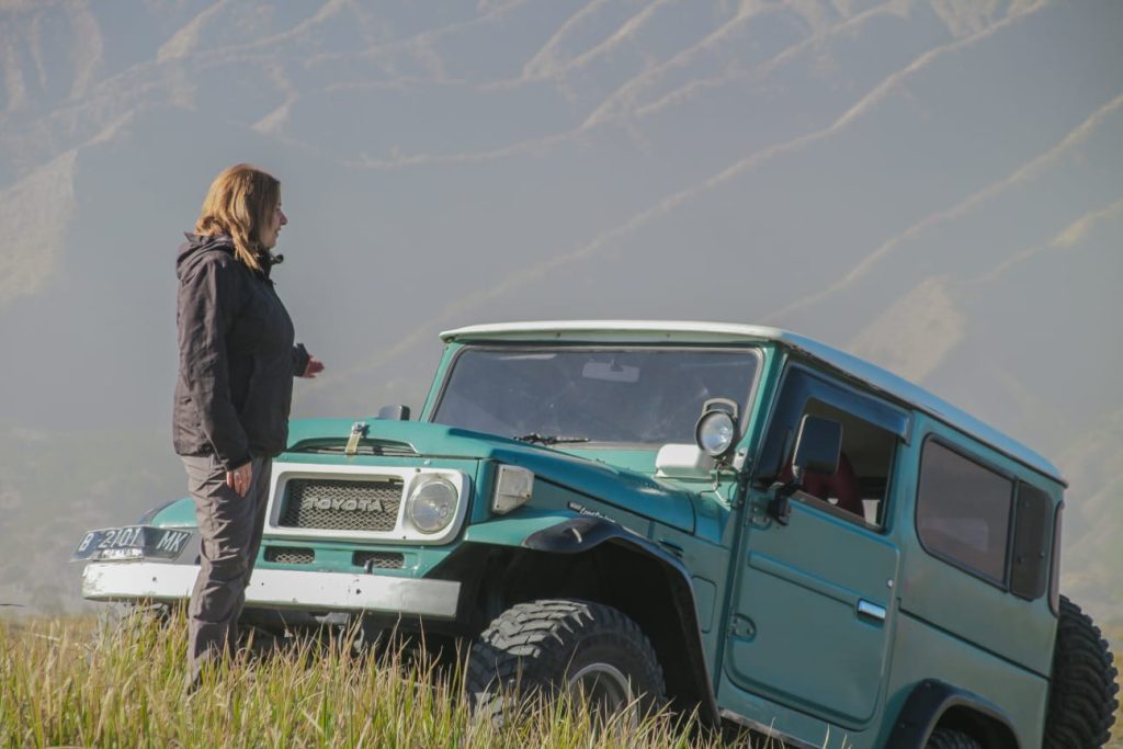 
Driving in Java Feels Like a Road Trip Through a Postcard