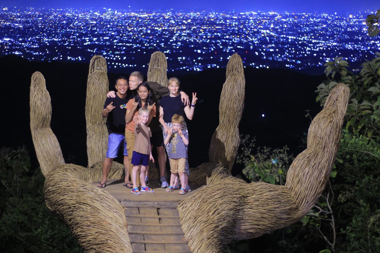 Yogyakarta private car rental with driver