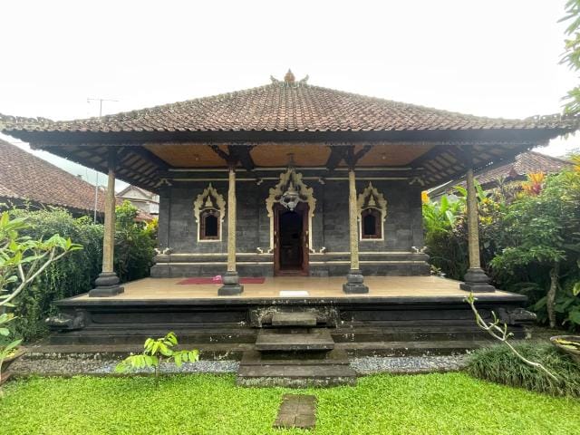 23-day Java Bali tour